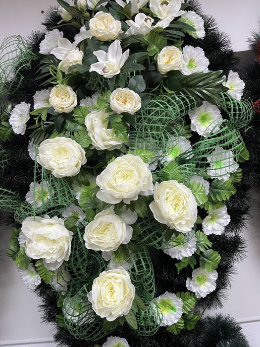 Вінок ритуальний, корзини , вінки ,ритуальна атрибутика