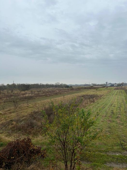 Велика земельна ділянка під будівницнво за 15 хв від центру