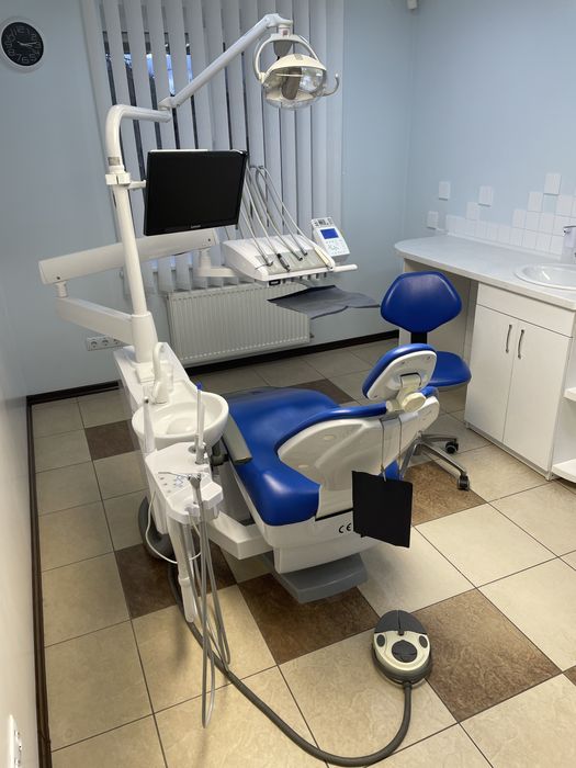 Стоматологічна установка Azimut 500B