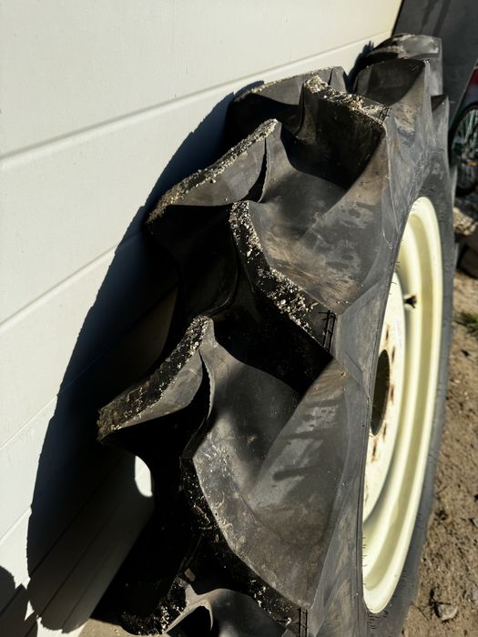 Felgi Koła Kubota Iseki Yanmar Mitsubishi Hinimoto John Deere 9.5/24R