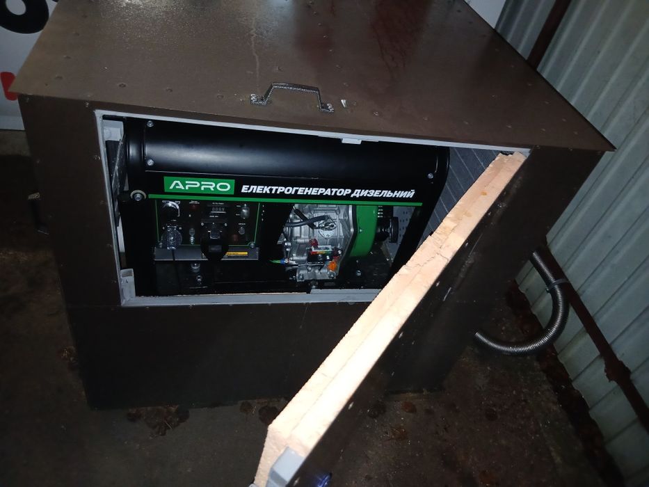 Дизельстанция в коробі