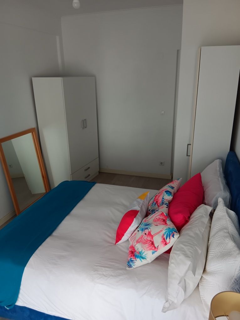Disponivel em Agosto - Quartos no Cacém