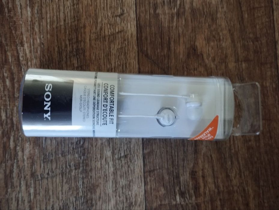 Продам наушники sony
