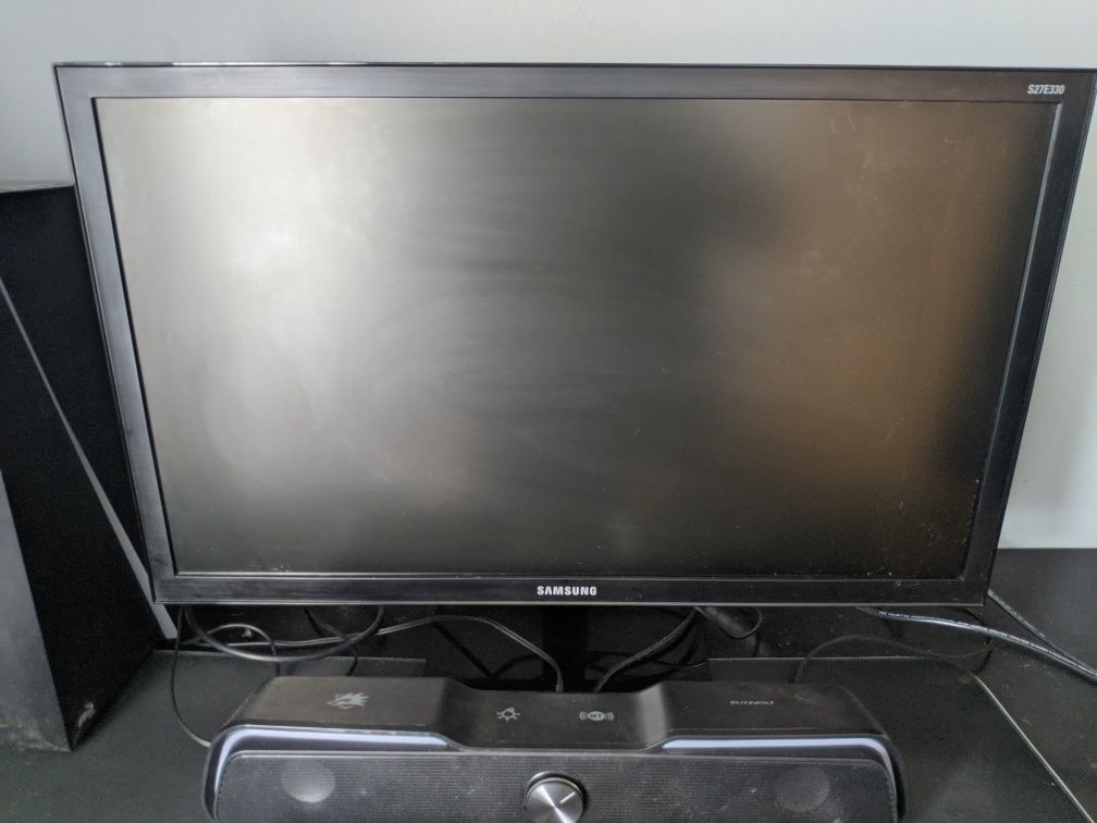 Computador com Gtx 1050TI e monitor Samsung