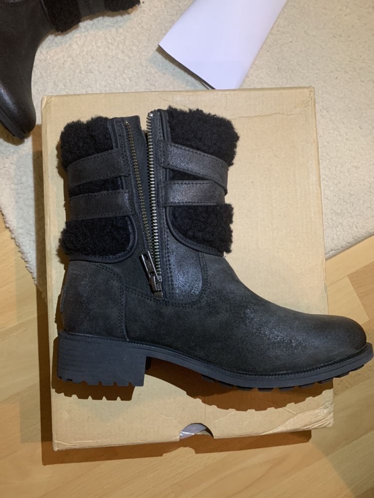 Женские ботинки UGG