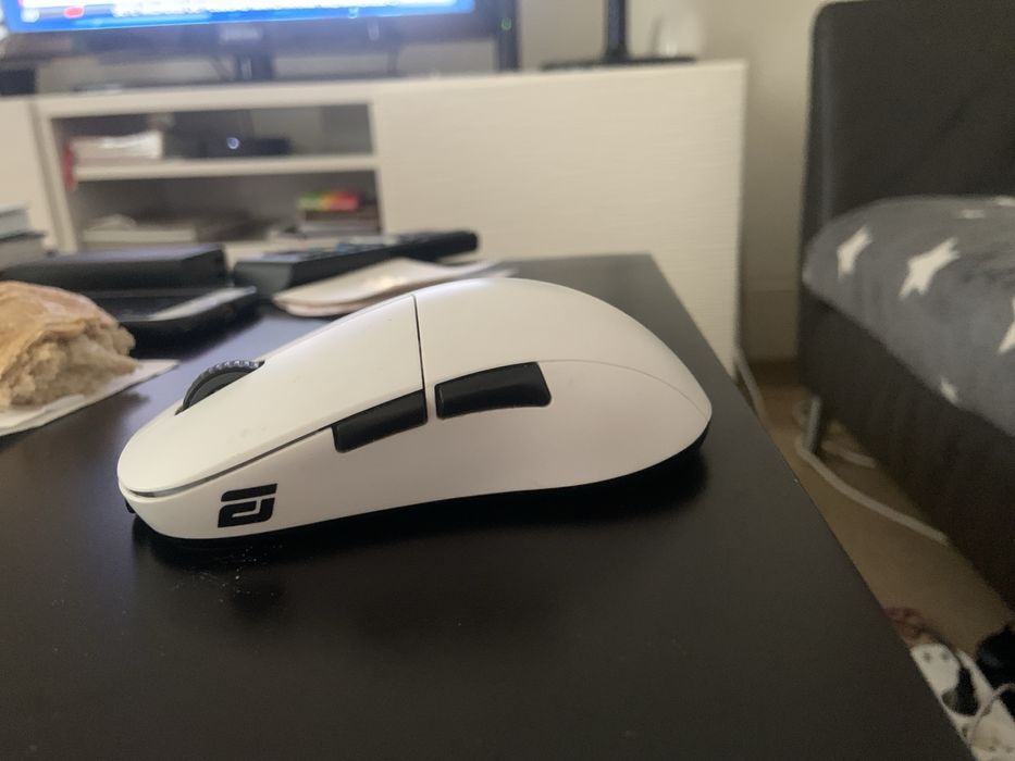 Razer wolverine v3 te e rato gaming xm2we