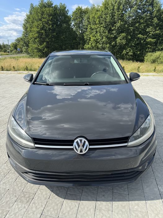 Volkswagen Golf VII