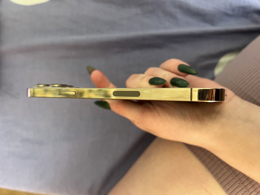 Продам техніку Apple заблоковану і старі андроїди як донори