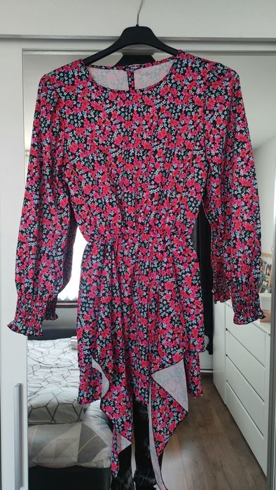 Sukienka w kwiaty S/M