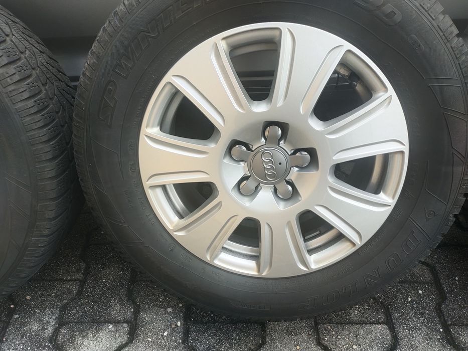 Felgi aluminiowe Oryginalne Audi z oponami zimowymi