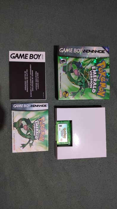 Pokémon Emerald Gameboy