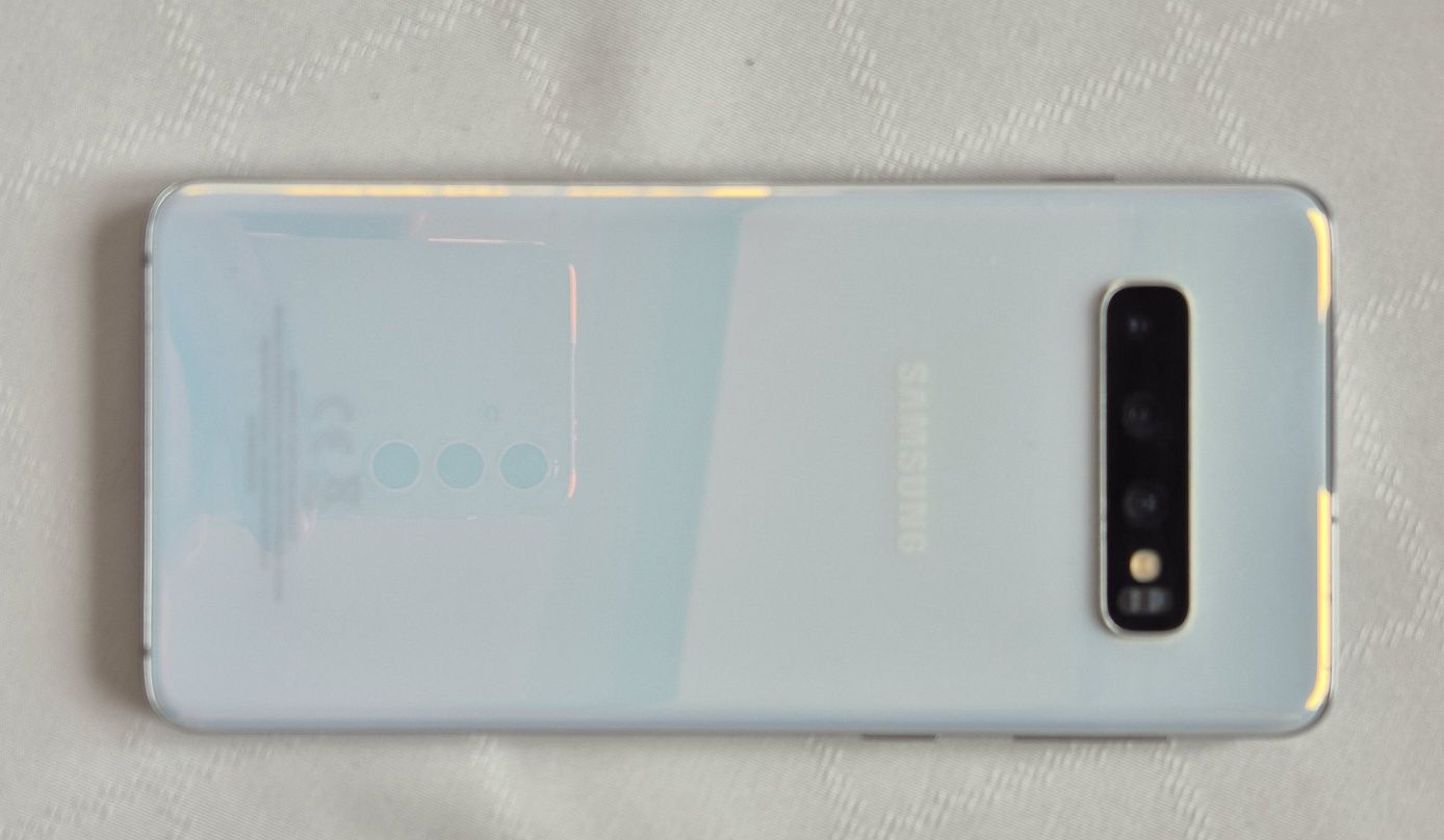 Samsung Galaxy S10 8/128 jak nowy, gratisy, 1 wł. idealny, biała perła
