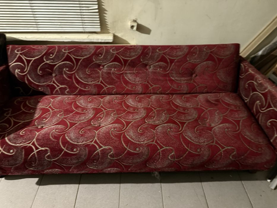 Продам диваны бу в нормальном состоянии!