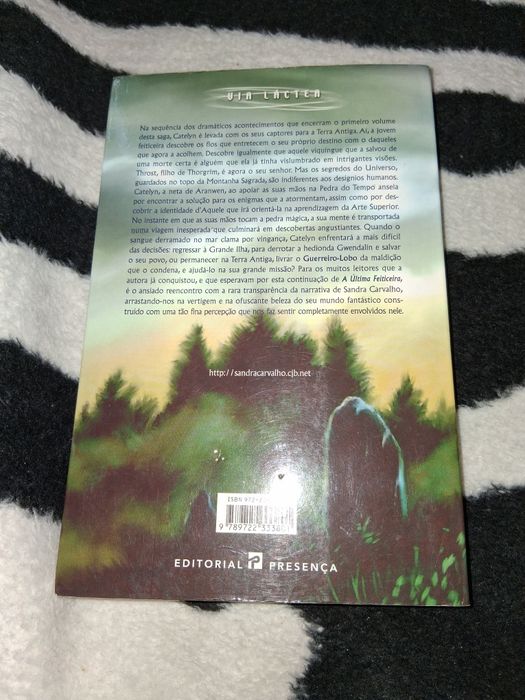 Livro "O Guerreiro Lobo"