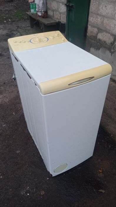 Пральна машина Whirpool AWT2290 під ремонт,на запчастини.

Цикл прання