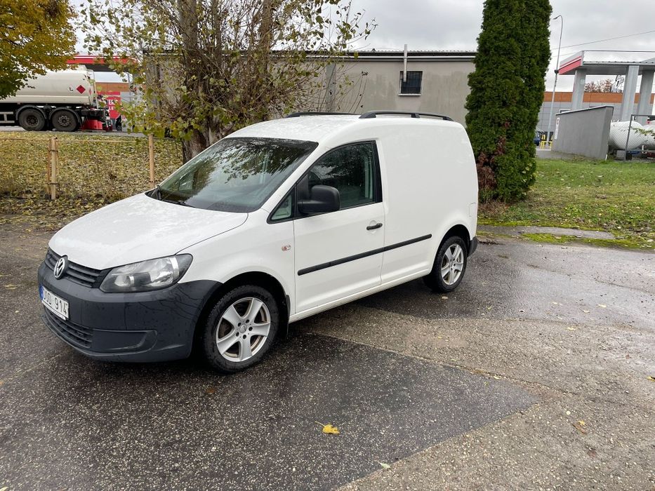 VW caddy automat 1,6tdi całość lub części