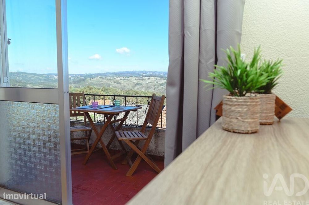 Casa / Villa T4 em Cativelos de 180,00 m2