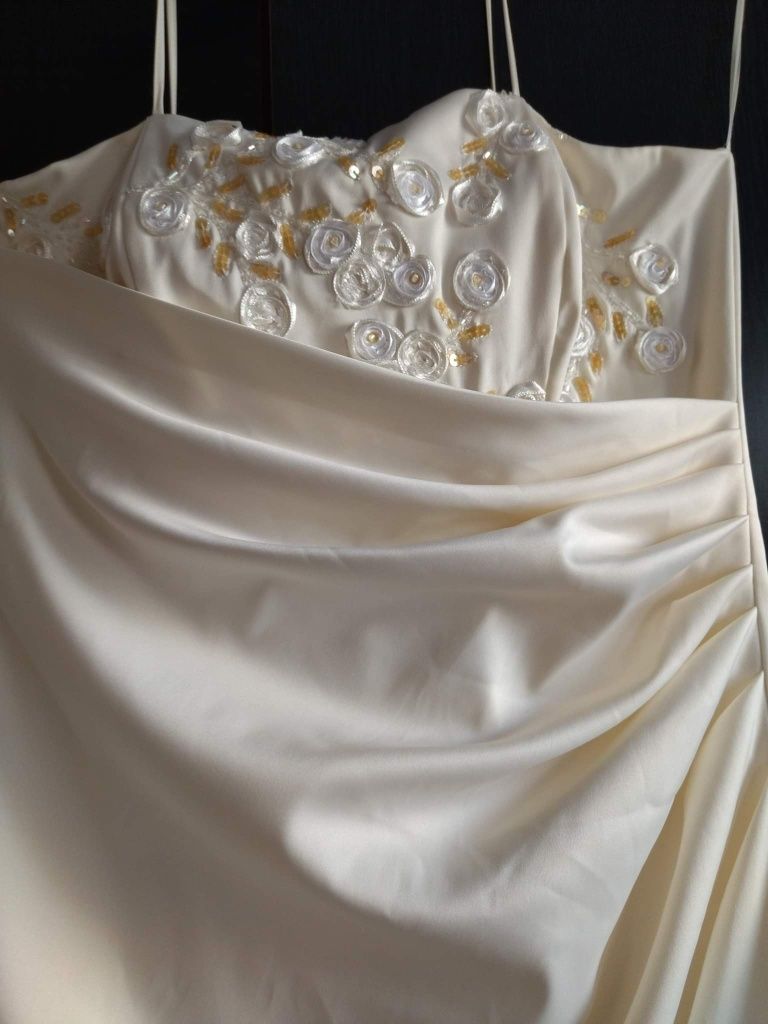 Suknia ślubna bankietowa firmy Jake rozmiar 38 S kolor ecru