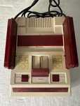Konsola Nintendo Famicom, jak Pegasus - niesprawna