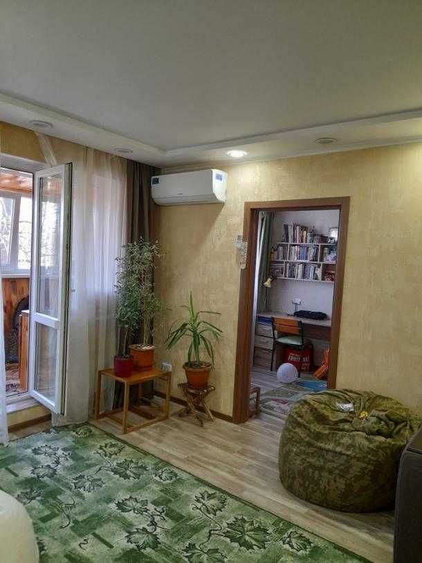 Продам 2к кв на ХТЗ