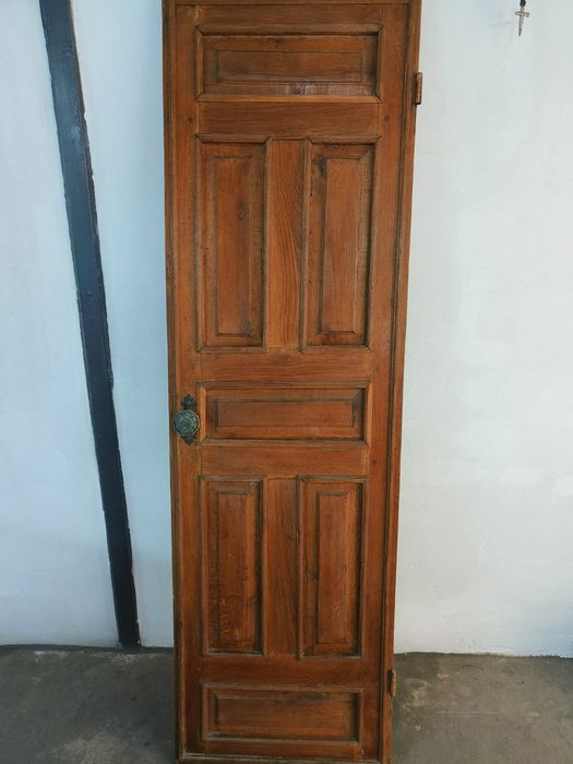ДВЕРІ  ДУБОВІ міжкімнатні