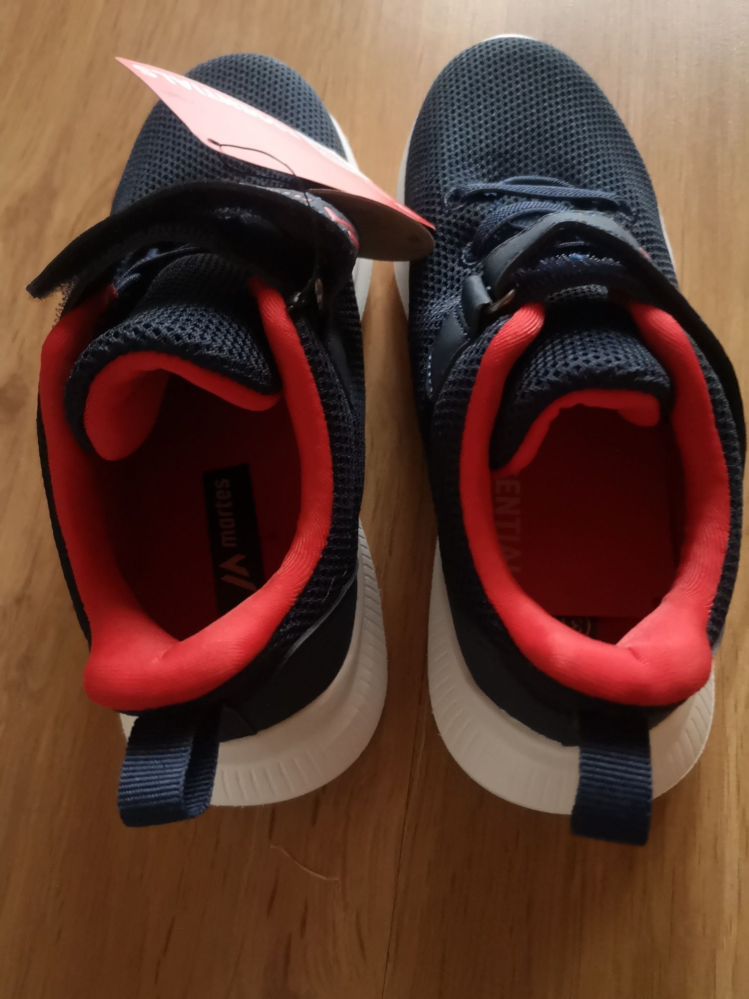 Adidasy dla dzieci nowe31