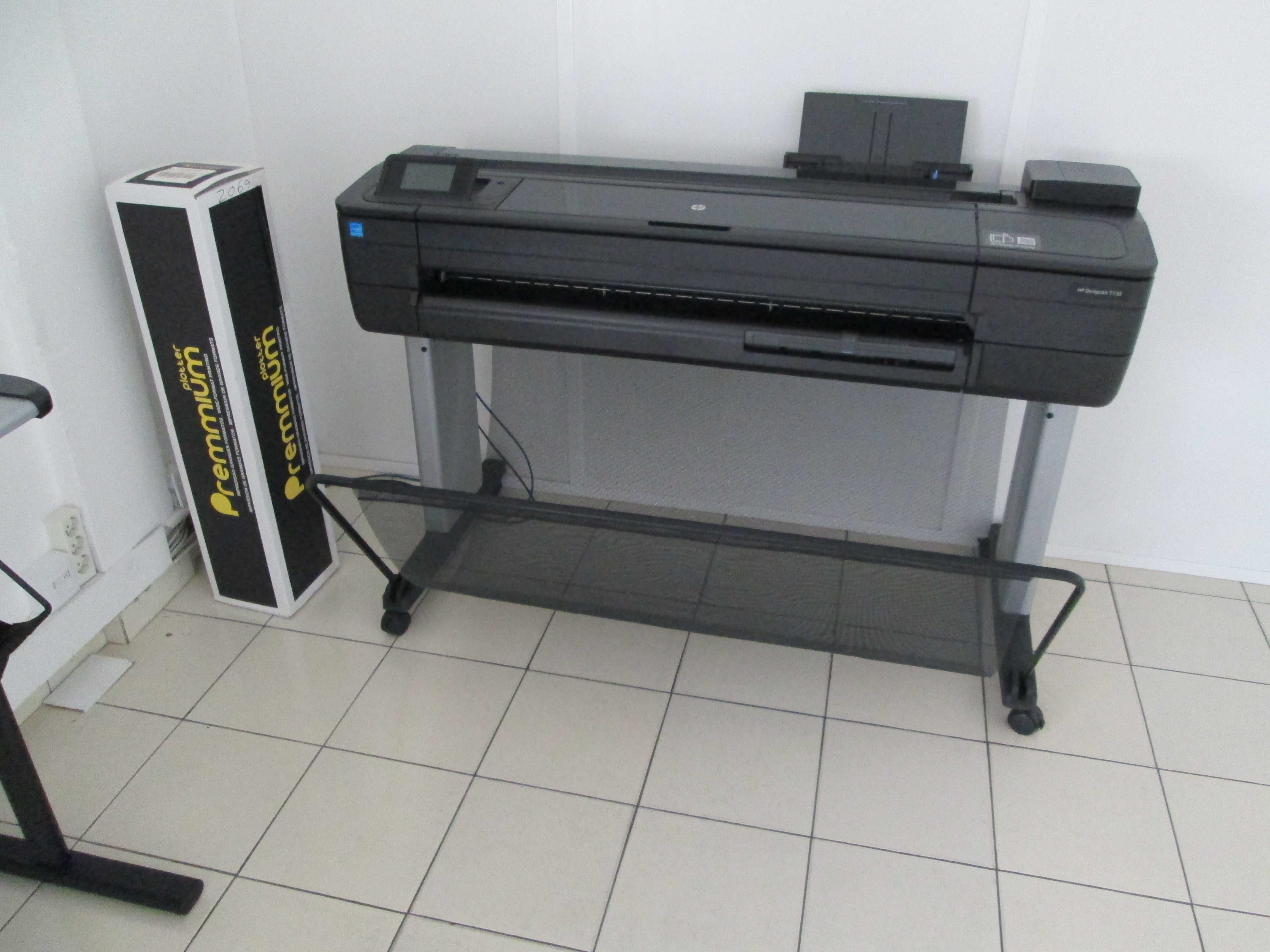 Plotter HP Designjet T730