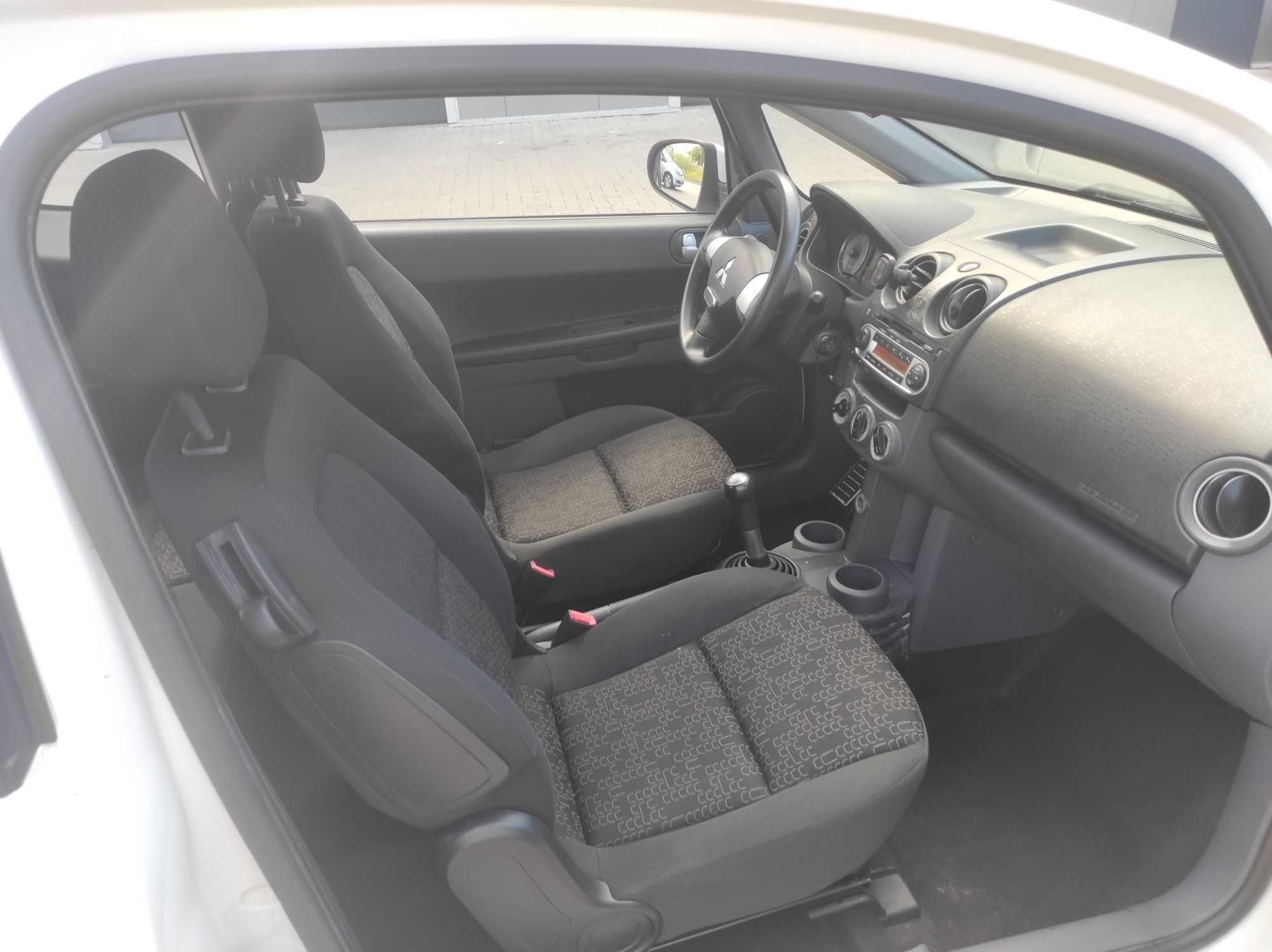 Mitsubishi Colt 1,1 benz,import Niemcy,bogata wersja,opłacony,2010 rok