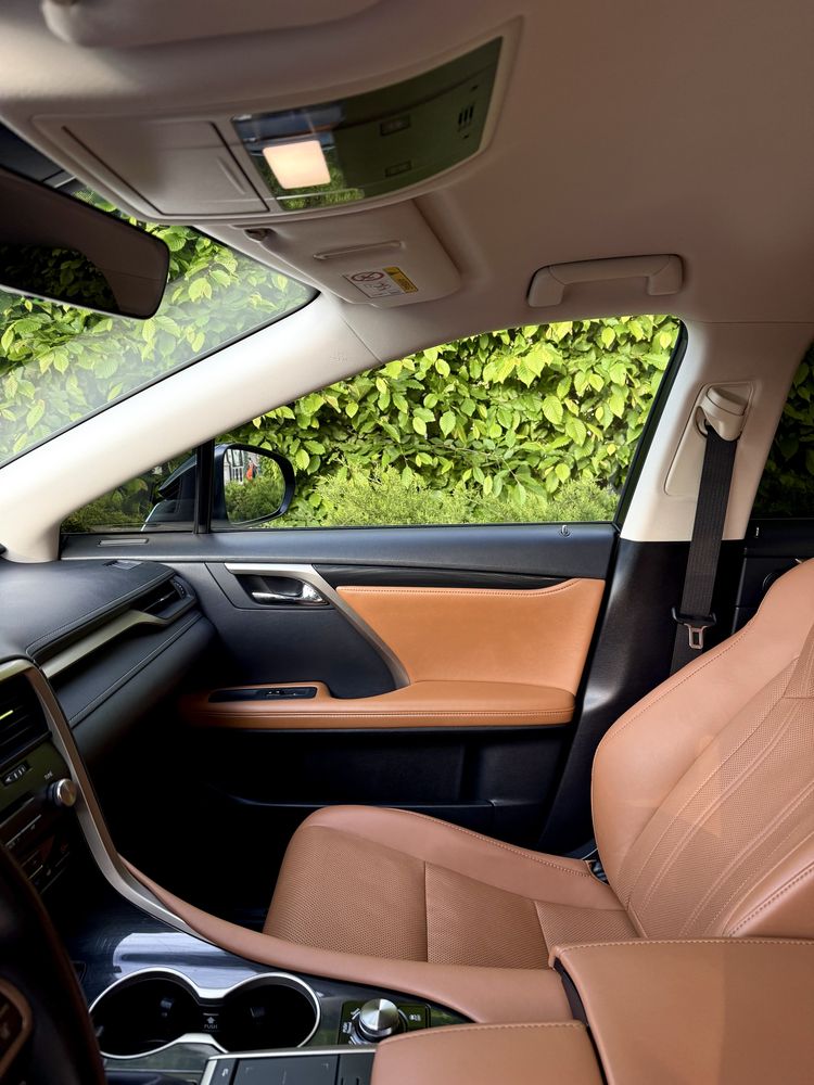 Продам офіційний Lexus Rx300 рестайлінг