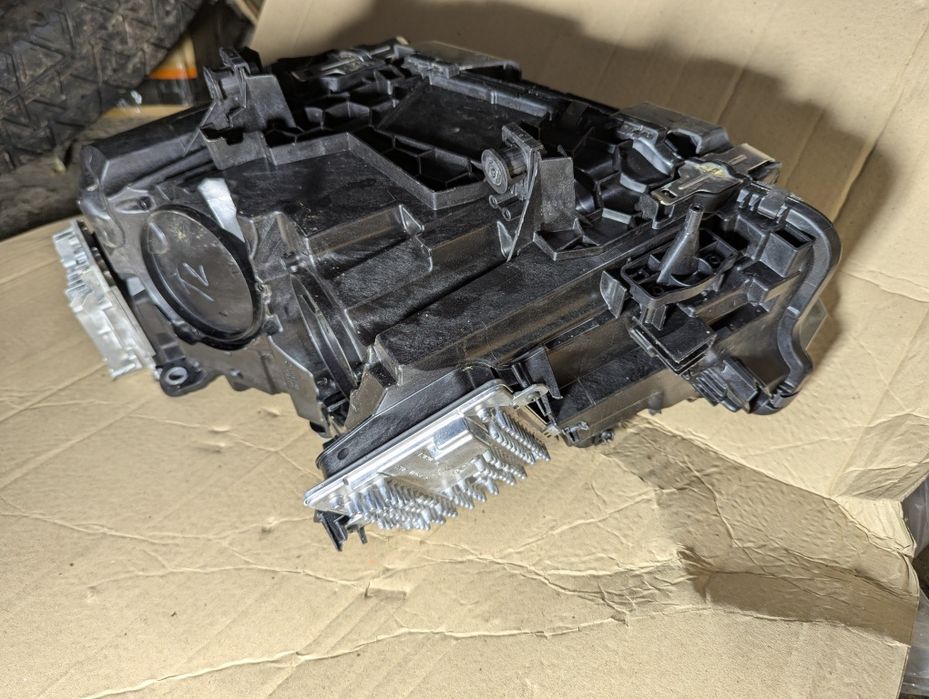 Led фара, на BMW X3 G01 рест, права
Не відновлена, ціла, Америка. З бл