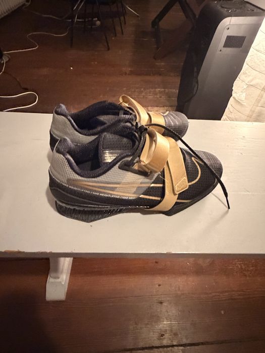 Buty Nike Romaleos 4 Weightlifting Shoes Black/Gold – US 10 / EU 44