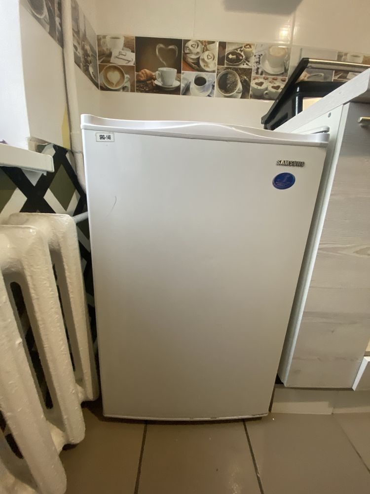 Міні-холодильник Samsung srg-148 продам торг