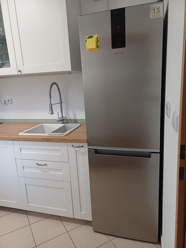 Lodówka Whirlpool No Frost stan Bdb