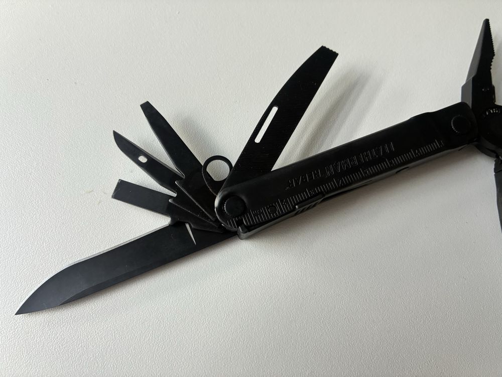 Multitool scyzoryk szczypce Leatherman Rebar Black czarny + kabura
