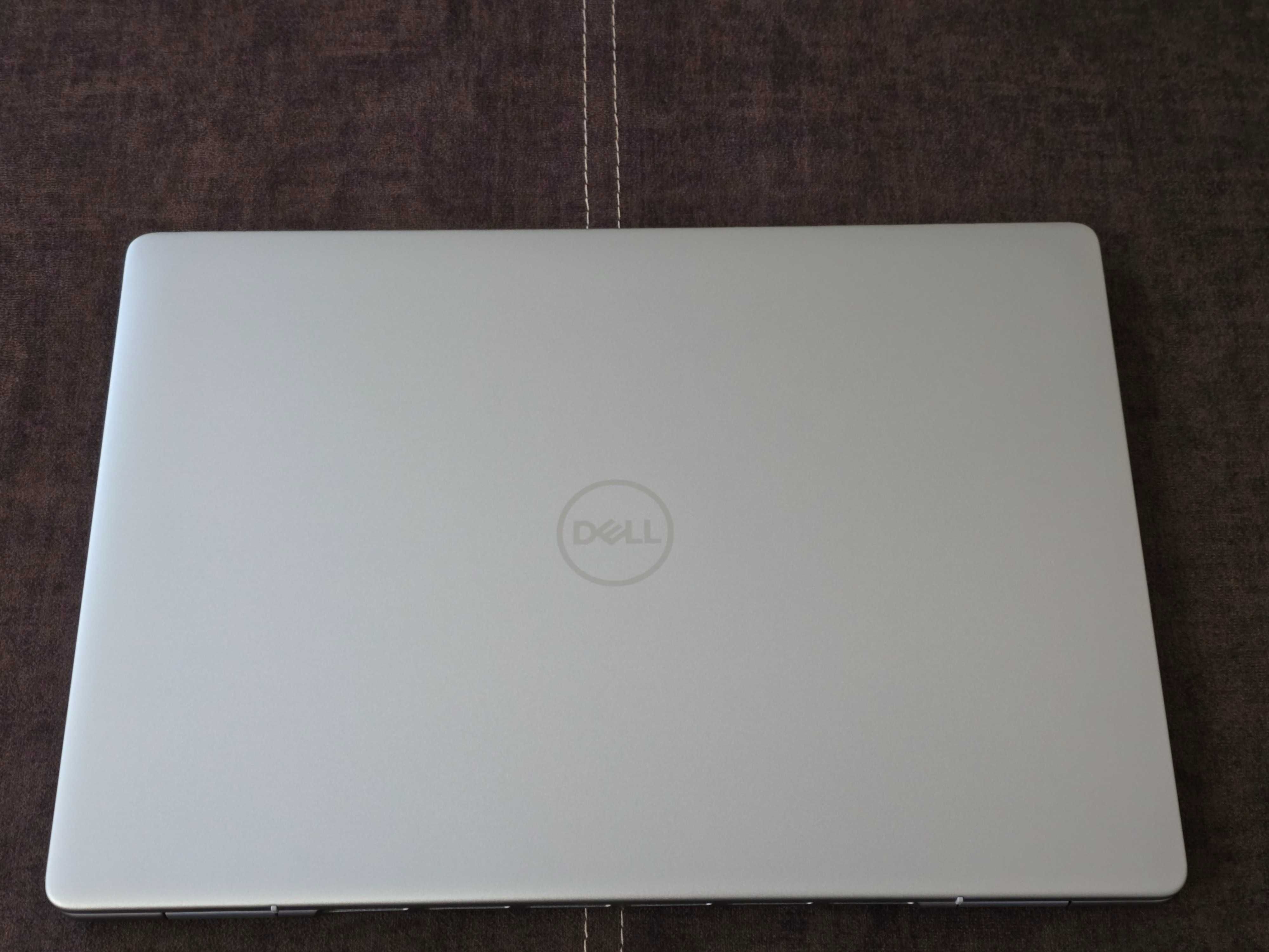 Dell Inspiron 16 Plus 7640 (16" 2.5K 120Hz/ 185H/ 16DDR5/ 512 NVMe)