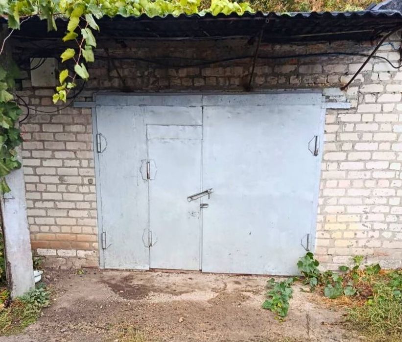 Продам гараж 23 м² ГК "Першотравневий", вул. Вартаняна Тернівський р-н