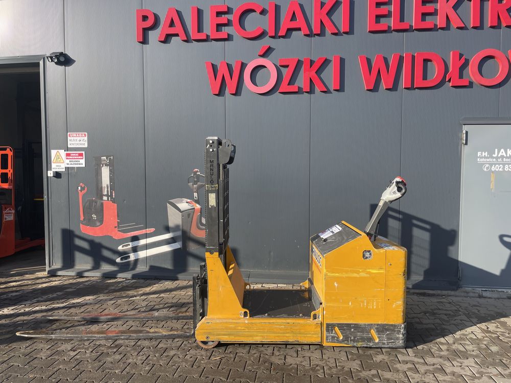 Paleciak elektryczny 1500 kg 260 cm przeciw waga