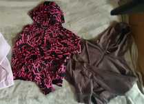 2 bluzy jak nowe 146-158 plus 1 gratis