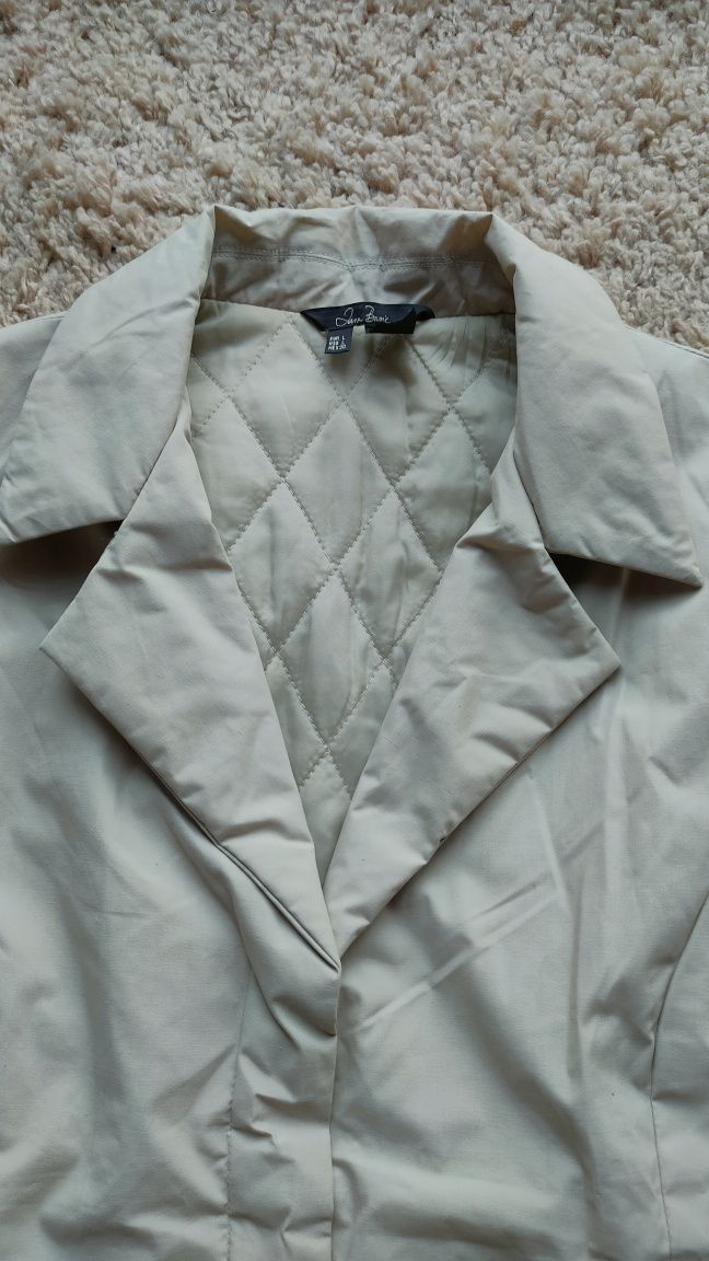 Женская куртка пиджак Jan Basic размер L
