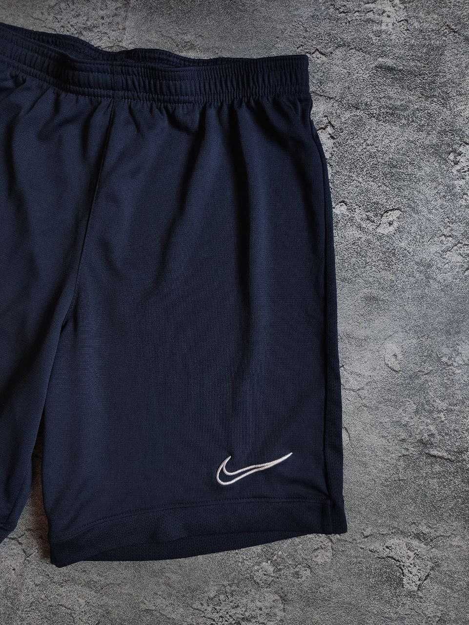 Шорти Nike Оригінал. Розмір M