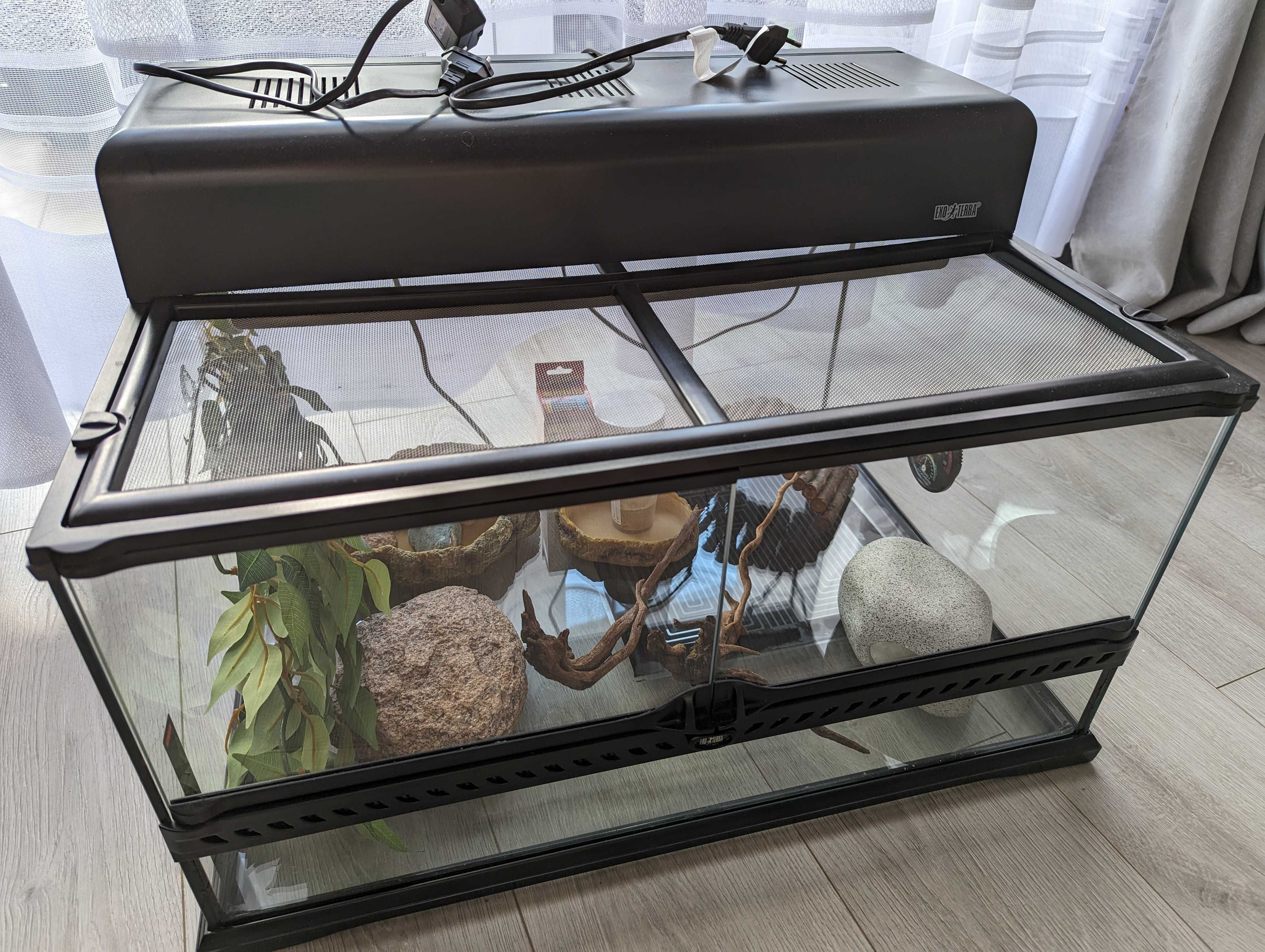 Terrarium Exo Terra 60x45x30 w pełni wyposażony