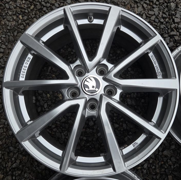 5 112 R17 Scoda Octavia Superb Karoq