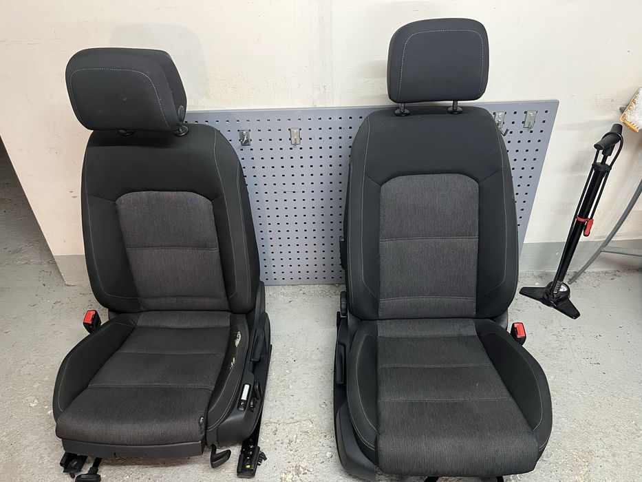 Fotele kanapy passat b8 ergocomfort z boczkami