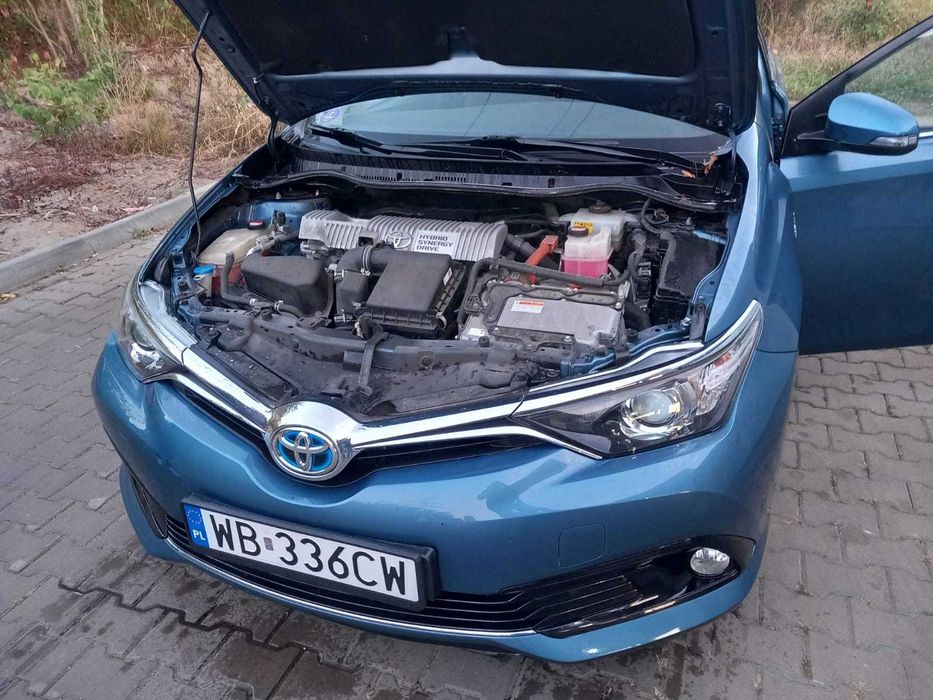 Auris kombi 1.8 hybrid panorama serwis ASO oryginalny przebieg