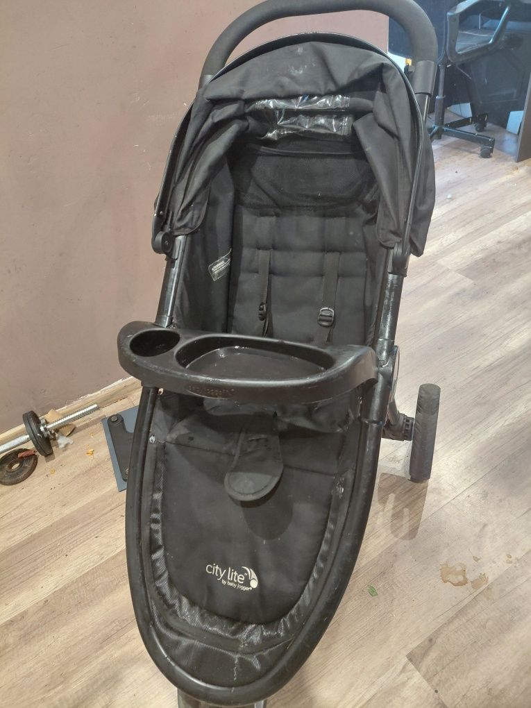 Wózek spacerowy dziecięcy