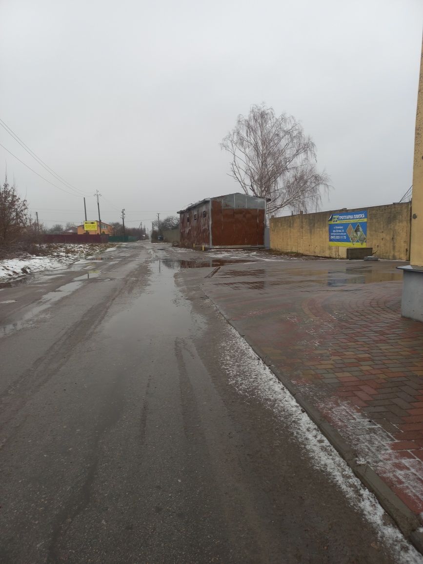 Продам виробниче приміщення в с.Количівка 8км від Чернігова
