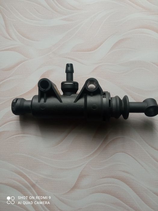 Циліндр зчеплення головний Мерседес w203