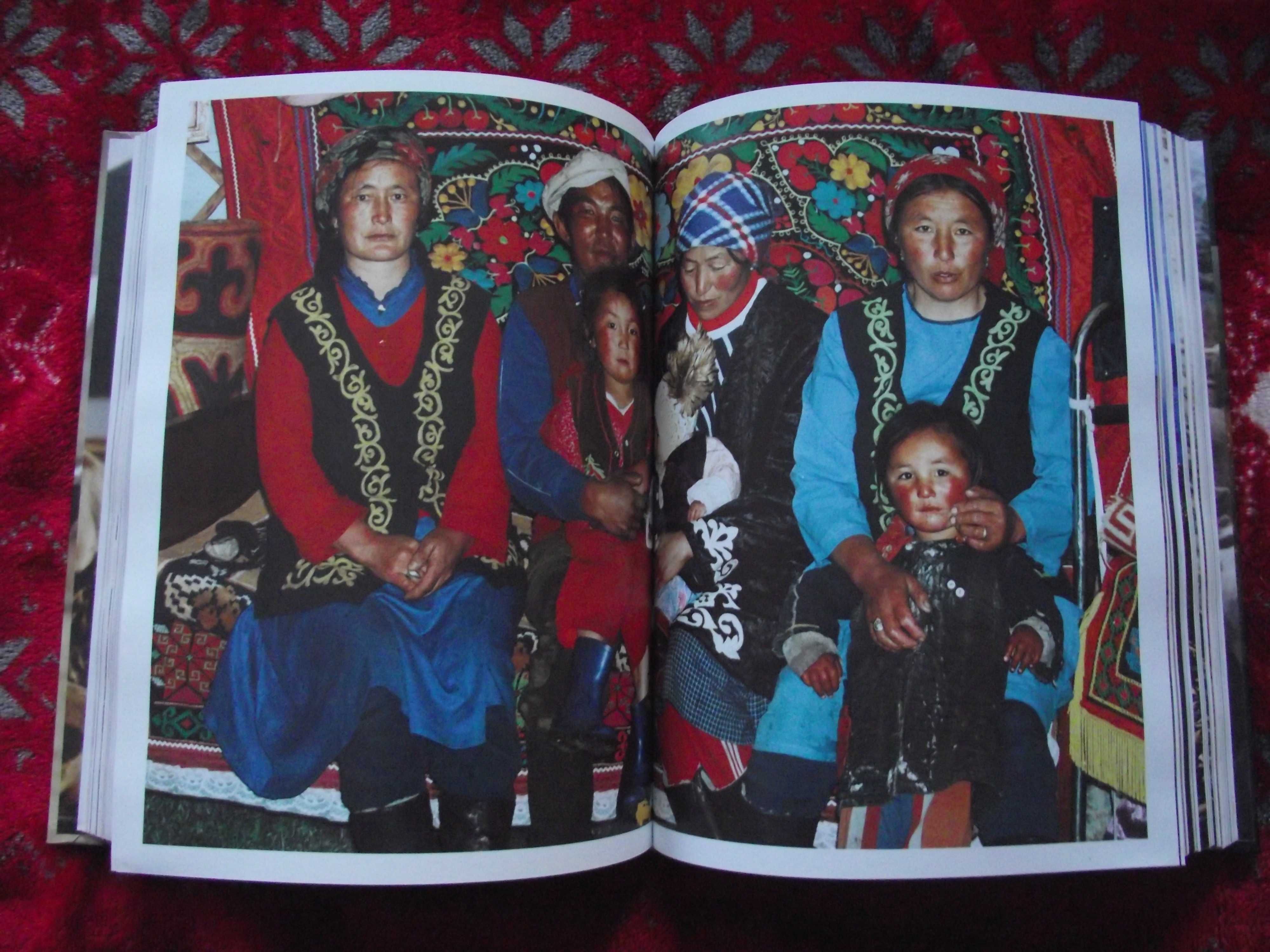 Książka Mongolia National Geographic
