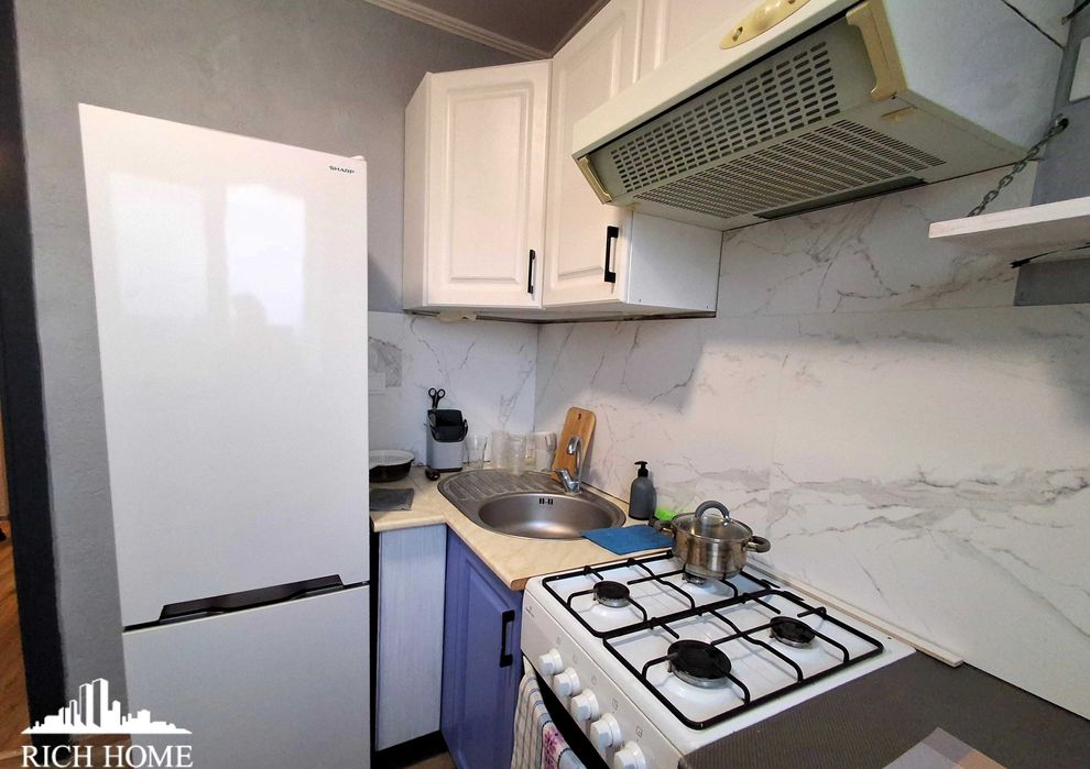 вул. Володимирівська. Міні 2к квартира з ремонтом. Терміновий продаж