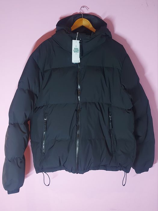 Kurtka puchowa Lacoste, zimowa czarna z kapturem. 100% oryginalna.